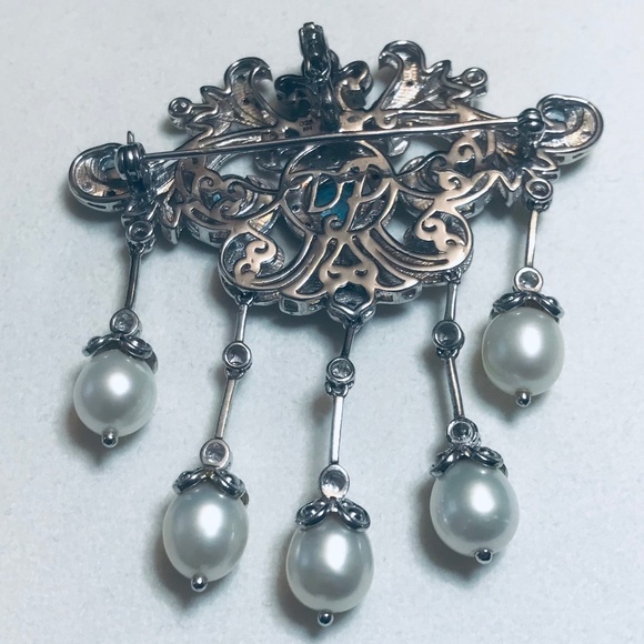 Dallas Prince Blue Topaz Pearl and Chrome Marcasite Brooch / Pendant - Picture 3 of 11